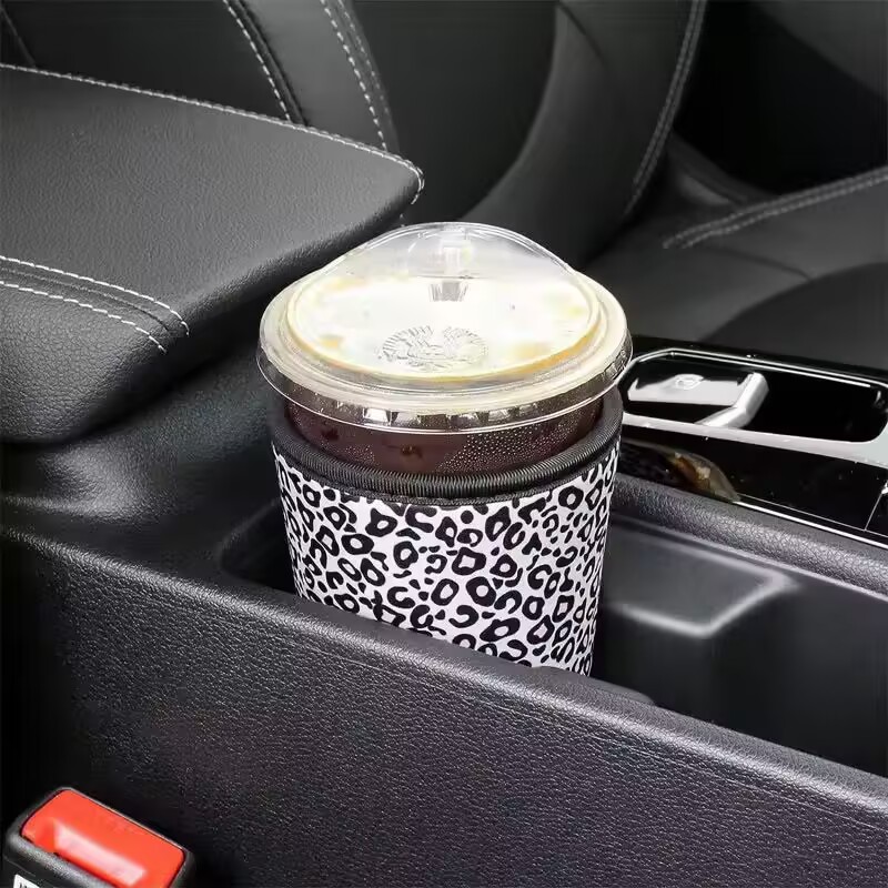 Hold the cup calmly without getting hot Neoprene coffee cup sleeve brings you a hand-feel revolution